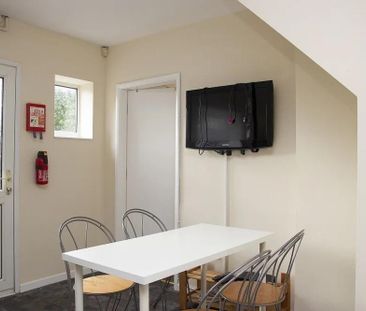 5 bedroom house to rent - Photo 1