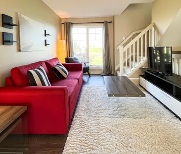 Furnished 2 Bedroom Townhome In Callaghan Landing – Move In Ready. - Photo 5