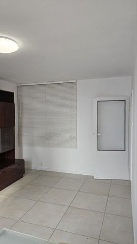 Mieszkanie do wynajęcia 3 pokoje Grzybowska, Warszawa 48 m² - Фото 2