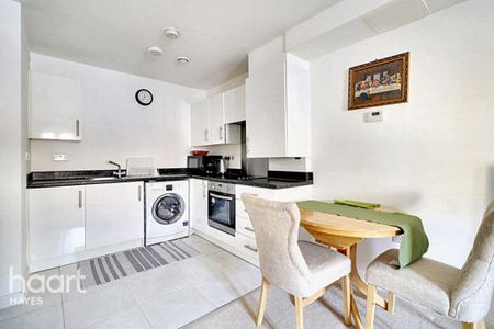 1 bedroom flat to rent - Photo 2