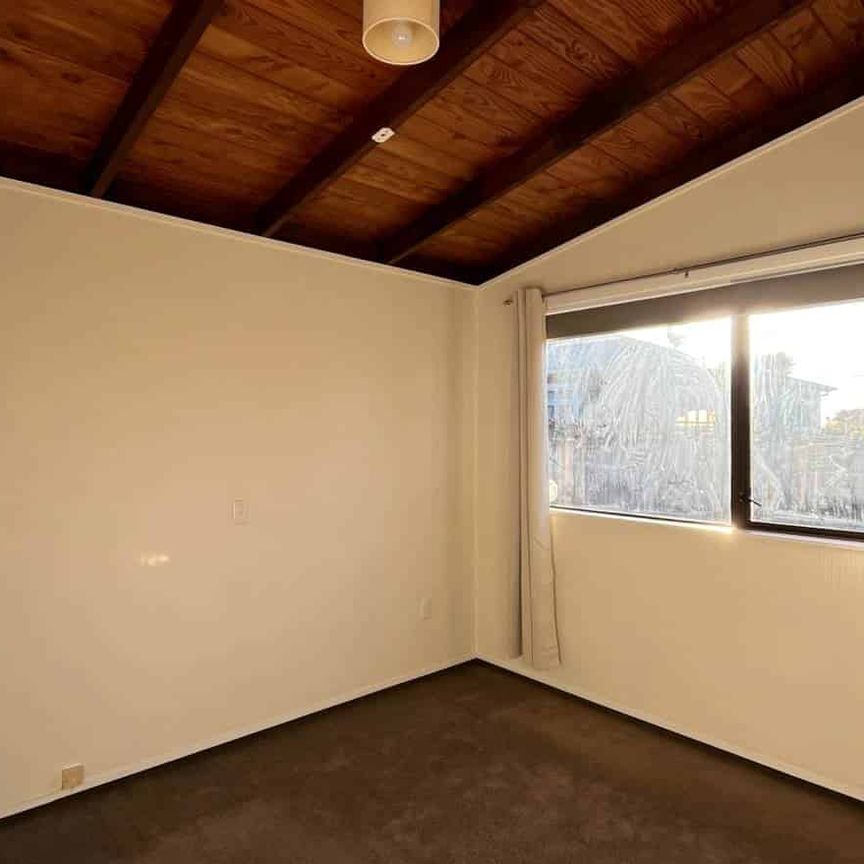 *Inviting Rental Opportunity in New Lynn* - Photo 1