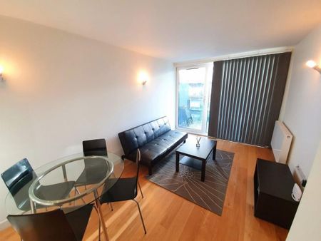 1 bedroom flat to rent - Photo 2