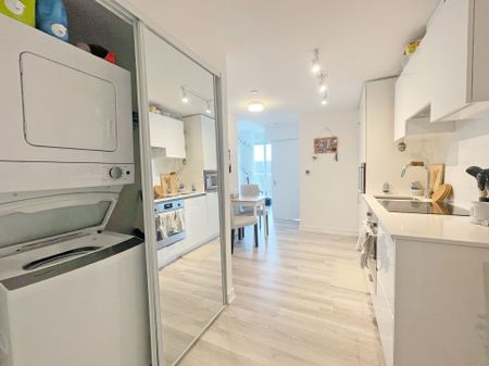 For Lease - 230 Simcoe Street Unit# 3212, Toronto, Ontario - Photo 4