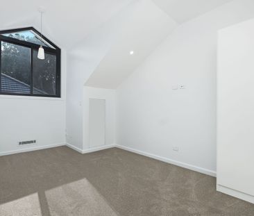 SPACIOUS HOME | CUMBERLAND HIGH CATCHMENT! - Photo 2