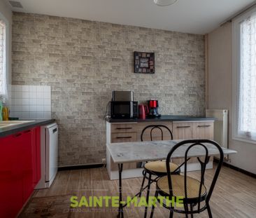 A LOUER - MAISON DE VILLE AVEC EXTERIEUR - NIORT - Photo 1