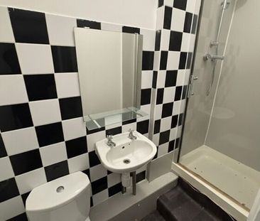 Room in a Shared House, Endlesham Road, SW12 - Photo 5