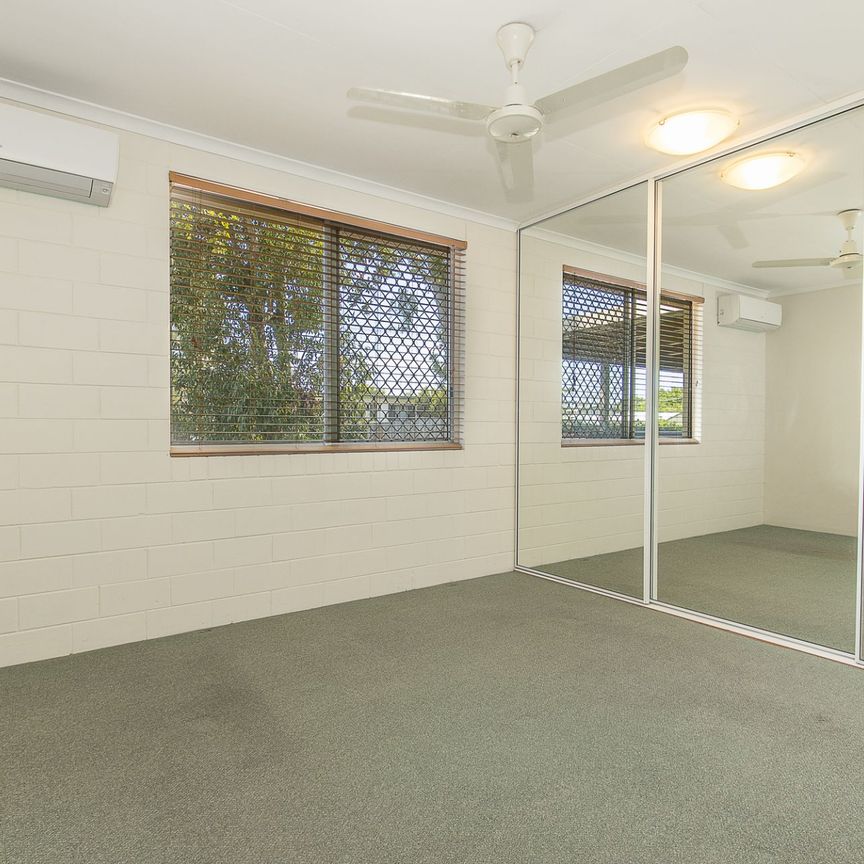 30 Payne Street, Mount Louisa - Photo 1