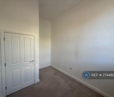 2 bedroom semi-detached house to rent - Photo 1