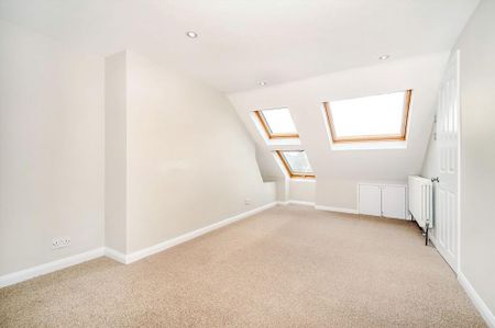 4 bedroom terraced house to rent - Photo 4