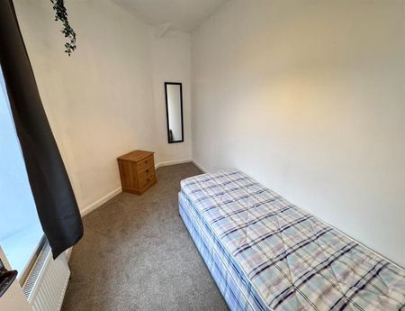 2 Bedroom Apartment To Let - Photo 3