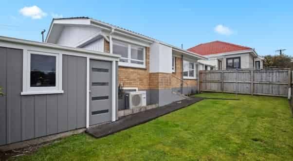 What a gem! - Photo 1