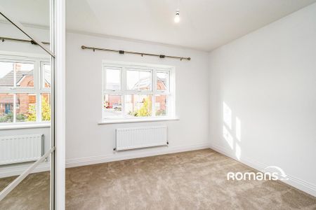 4 bedroom detached house to rent - Photo 4