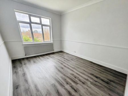 3 bedroom detached house to rent - Photo 3