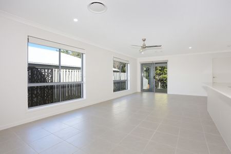 38 Keppel Way, Coomera QLD 4209 - House For Rent | Domain - Photo 2