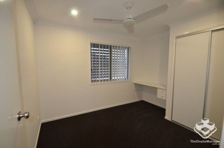 (Break Lease) VERY NEW 3 BED TOWNHOUSE FOR RENT - Photo 3