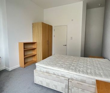 8 Bedroom | Flat 6, Richmond Lodge, PL4 6HN - 8 Bed! - Photo 6