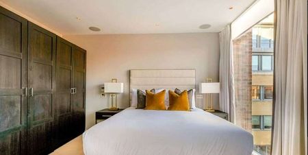 11-13 Young Street, London, W8 5EH - Photo 3