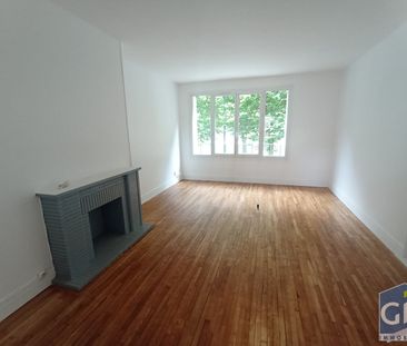 Location Appartement 2 pièces 61m² - Photo 4
