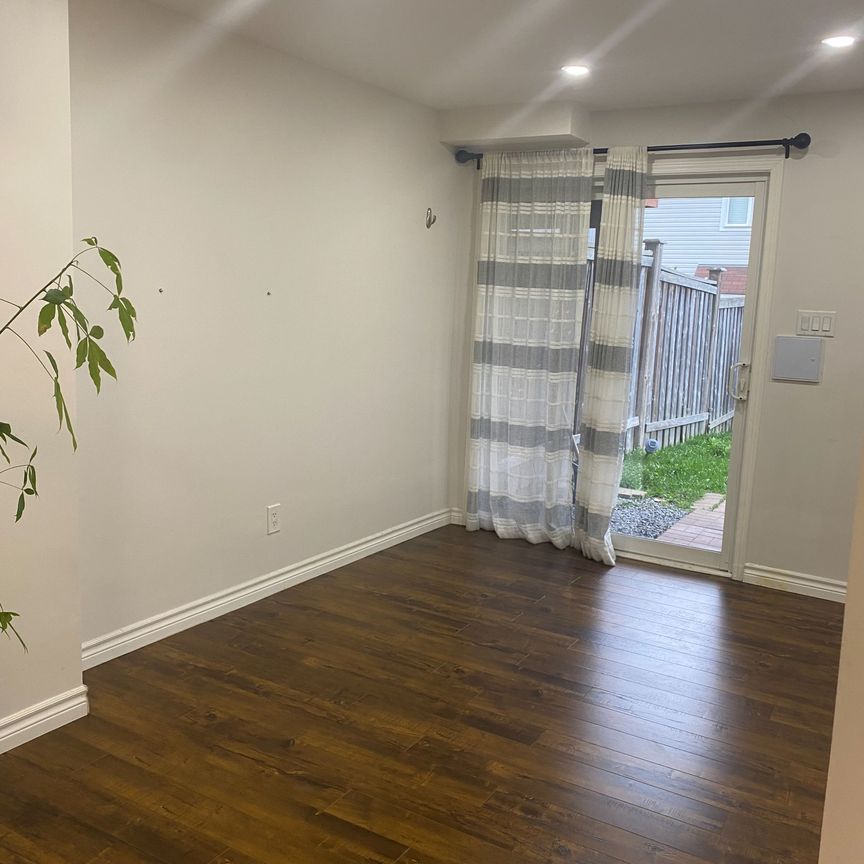 For Lease - 7 Netherway Crescent Unit# Basement, Ajax, Ontario - Photo 1