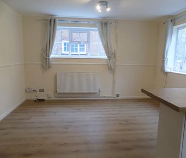 1 bedroom terraced house to rent - Photo 5