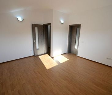 Casa / Vila cu 4 camere de inchiriat in zona Aradului - Fotografie 6