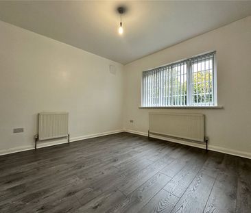 6, Sandringham Way, Leeds, West Yorkshire, LS17 8BX - Photo 6