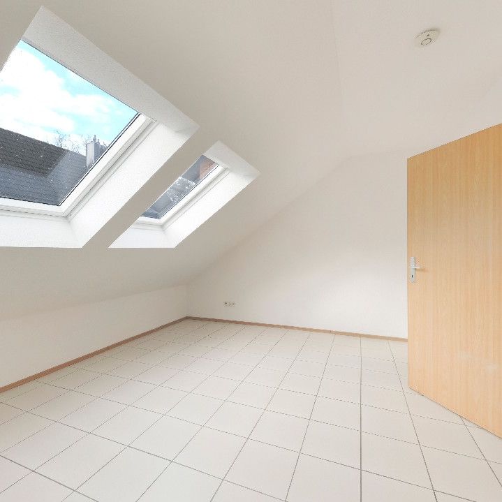 3-Zimmer Dachgeschoss Wohnung in zentrumsnaher Lage von Hemer - Photo 1