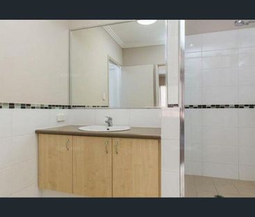 Studio Terrace Close to Everything! - Photo 5