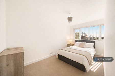 5 bedroom terraced house to rent - Photo 5