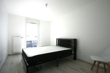 CHARVONNEX / Location Appartement 63 m² - Meublé - Photo 4