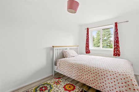 Pinels Way, High Wycombe - Photo 4