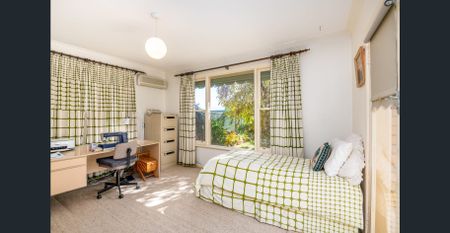 4 Bedroom House - Photo 5