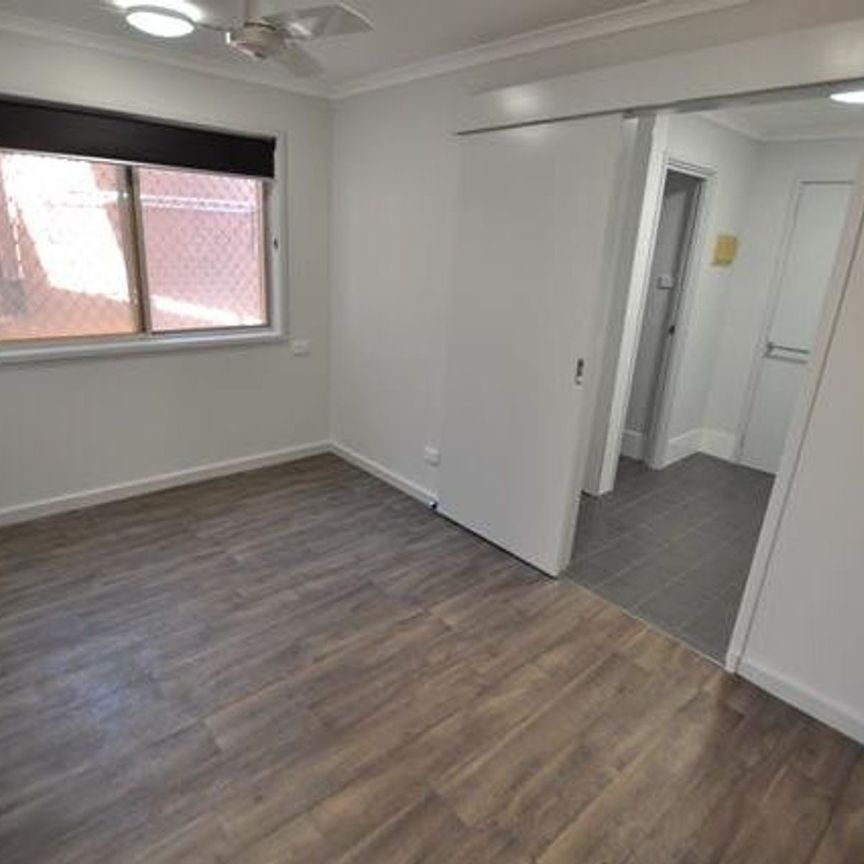 RENOVATED 1x1 + WHITEGOODS - Walk to Beach & CBD - Photo 1