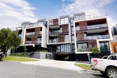 219/1 Sergeant Street, Blackburn, Melbourne - Photo 3