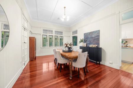 Grand Queenslander with Pool & Multiple Living Areas - Photo 5