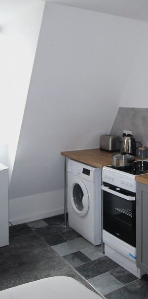 1 Bedroom Studio - Photo 1