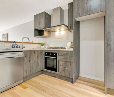 Iconic Freemans Bay Living – Prime Franklin Road Location - Photo 5