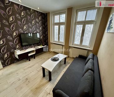 Pronájem bytu 1+1 38 m² - Photo 1