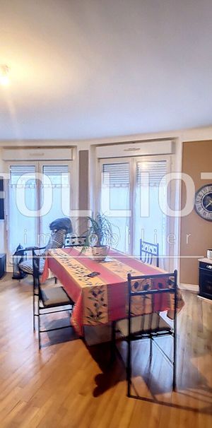 A LOUER - VIRE NORMANDIE - CENTRE VILLE - GRAND T2 de 68,99 m² EN PARFAIT ÉTAT - Photo 1