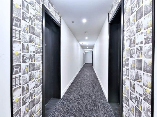 500 rue Sauvé Est, Montréal, QC - Photo 1
