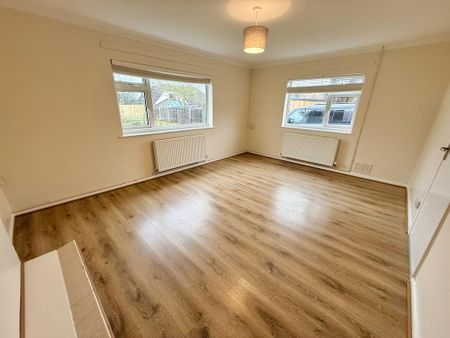 2 bedroom detached bungalow to rent - Photo 3