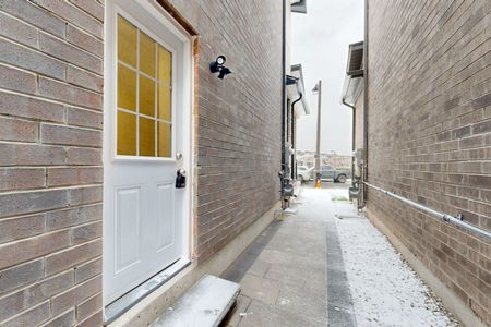 For Lease - 3028 William Cutmore Boulevard Unit# Basement, Oakville, Ontario - Photo 3
