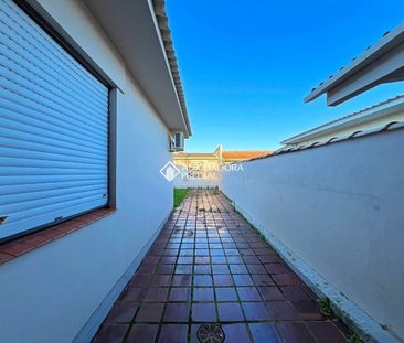 Casa com 3 quartos e 185m² para alugar em Guarujá, Porto Alegre. - Foto 1