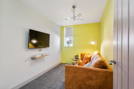 1 bedroom in a house share to rent - Photo 5
