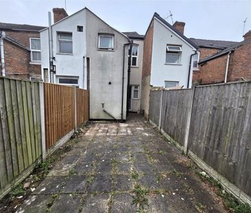 2 bedroom terraced house to rent - Photo 5