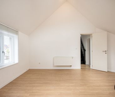 Lichtrijke gerenoveerde hoekwoning te Gent - Photo 5