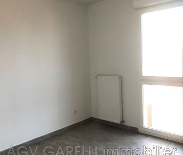 Location Appartement 3 pièces 57m² TOULON 83000 - Photo 6