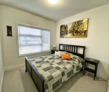 For Lease - 65 Fallharvest Way, Whitchurch-Stouffville, Ontario - Photo 2