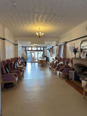 19 bedroom detached house to rent - Photo 1