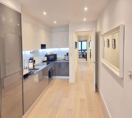 3 bedroom flat to rent - Photo 5